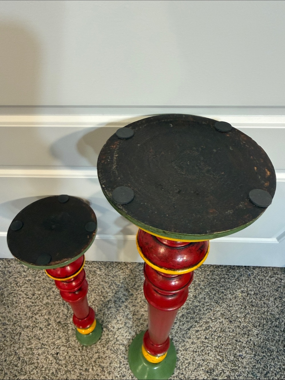 Old Germany Judaica Hand Carved & Painted Wooden Shabbat Candlesticks Red Multi - Picture 4 of 4